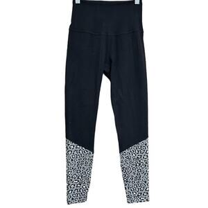 Beyond Yoga Back Me Up Midi Leggings Size Small